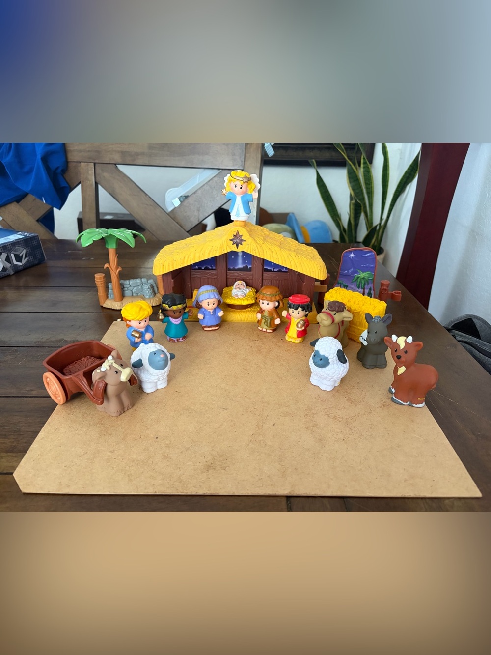 Fisher-Price Little People Deluxe Christmas Nativity Set